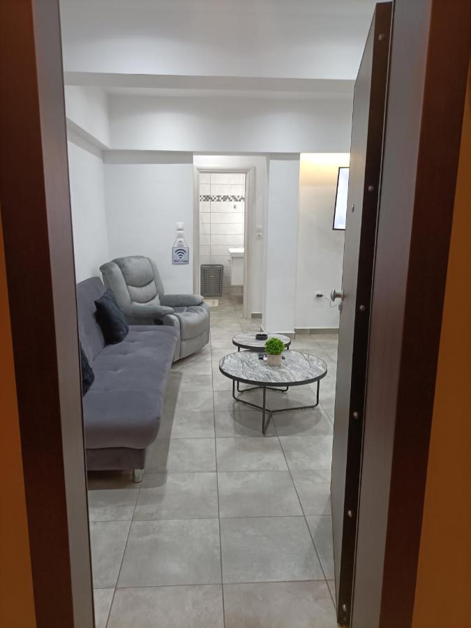 Travelers Tranquil & Chillout Apt Atenas Exterior foto