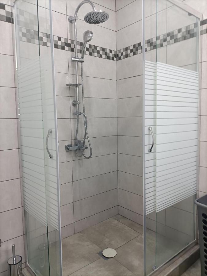 Travelers Tranquil & Chillout Apt Atenas Exterior foto