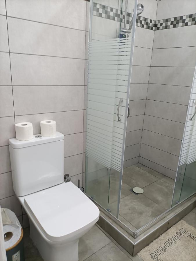 Travelers Tranquil & Chillout Apt Atenas Exterior foto